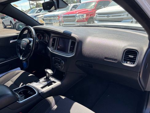 Used 2020 Dodge Charger SXT AWD/4WD image 25
