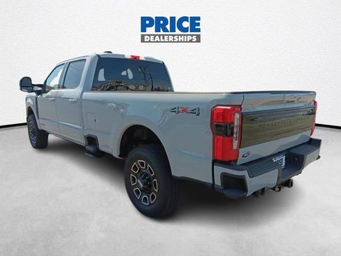 New 2025 Ford F250 Platinum image 5