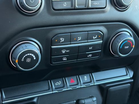 Used 2023 Chevrolet Silverado 2500 LT image 16