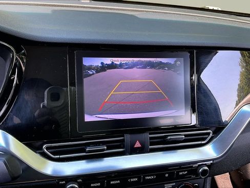 Used 2022 Kia Niro LXS FWD image 14
