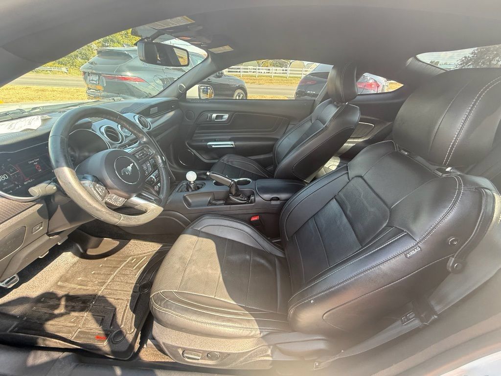 Used 2018 Ford Mustang GT Premium w/ GT Performance Package RWD image 10
