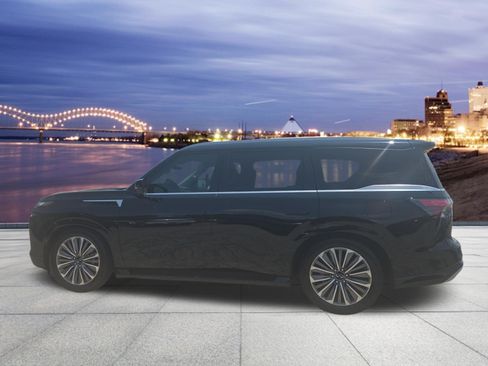 Used 2025 INFINITI QX80 Luxe AWD/4WD image 3