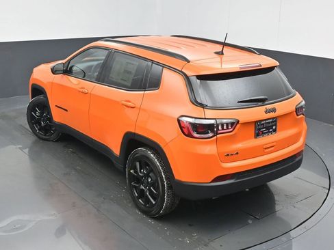 New 2026 Jeep Compass Latitude image 41