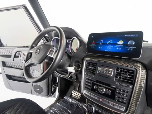 Used 2016 Mercedes-Benz G 65 AMG 4MATIC image 26