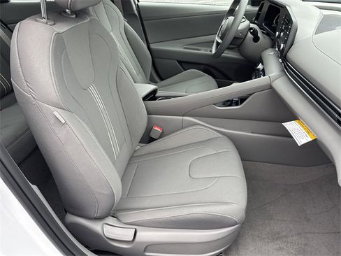 New 2026 Hyundai Elantra Blue image 13