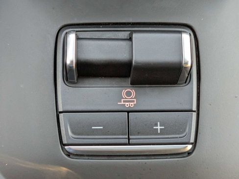 Used 2024 GMC Sierra 1500 Denali w/ Denali Reserve Package AWD/4WD image 30
