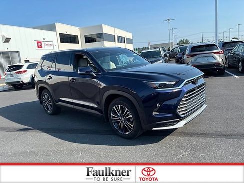 Certified 2026 Toyota Grand Highlander AWD Hybrid image 2