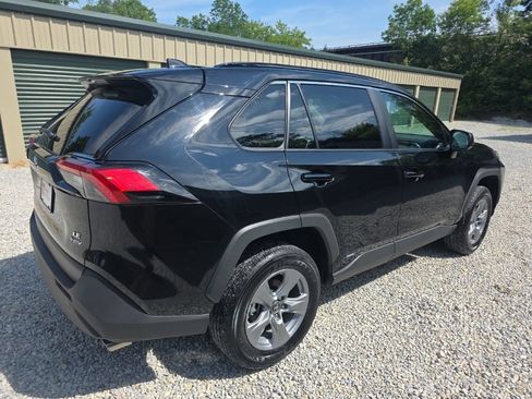 Certified 2025 Toyota RAV4 LE AWD/4WD image 6