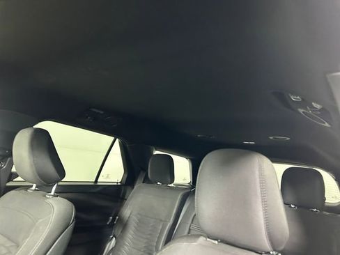 Used 2020 Ford Explorer XLT w/ Comfort Package image 13