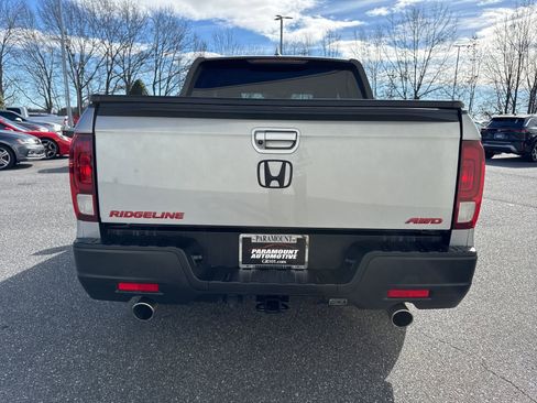 Used 2021 Honda Ridgeline Sport image 6