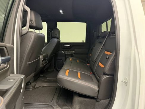 Used 2023 GMC Sierra 2500 AT4 w/ AT4 Premium Plus Package AWD/4WD image 19