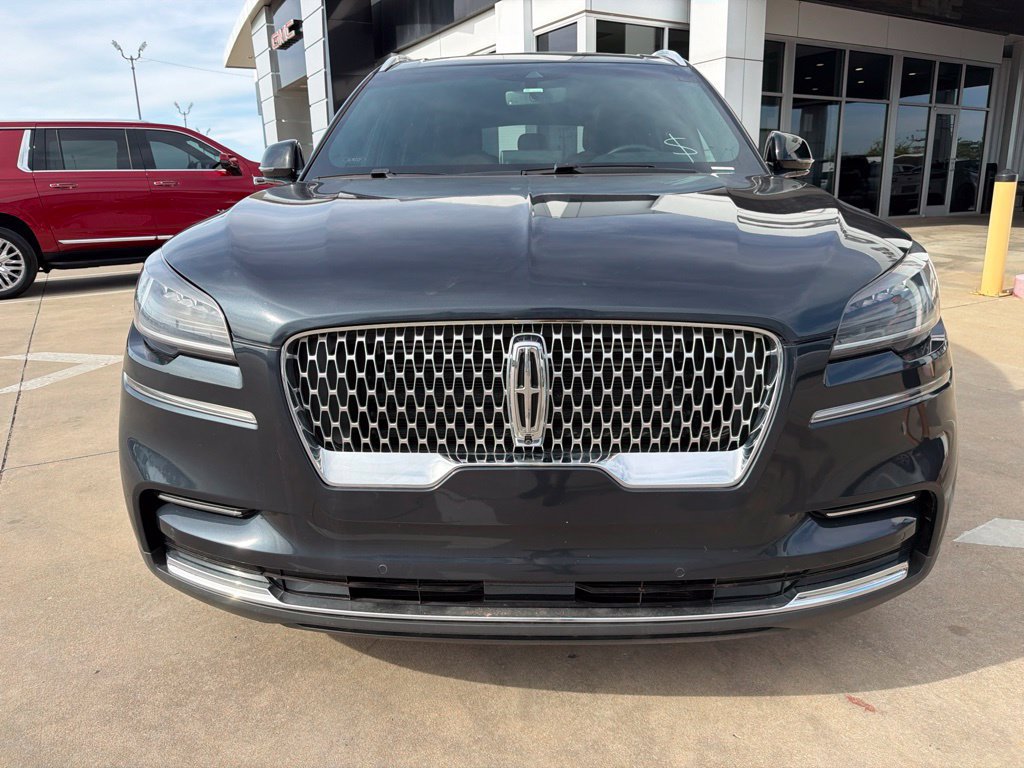Used 2022 Lincoln Aviator Reserve w/ Class IV Trailer Tow Package RWD image 8