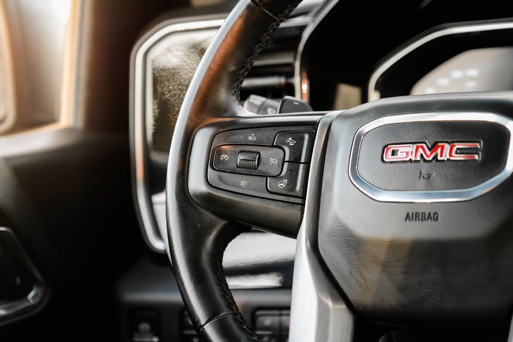 Used 2024 GMC Sierra 1500 Elevation w/ Elevation Premium Package AWD/4WD image 16