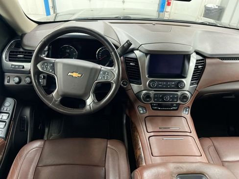 Used 2019 Chevrolet Tahoe Premier AWD/4WD image 10
