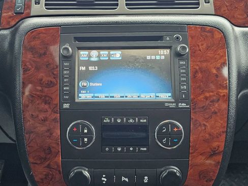 Used 2012 Chevrolet Tahoe LTZ AWD/4WD image 30