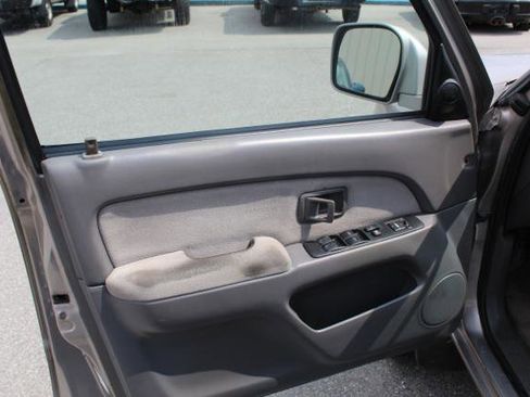 Used 2002 Toyota 4Runner SR5 image 9