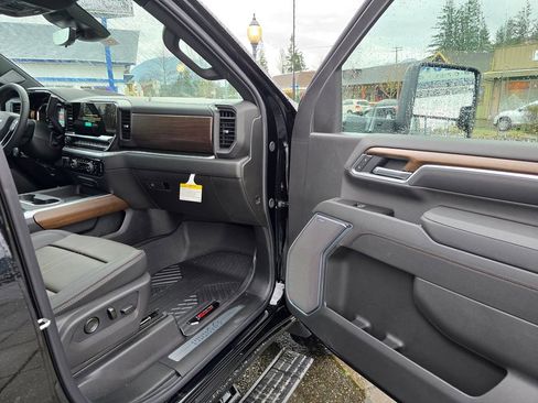 New 2026 Chevrolet Silverado 3500 High Country w/ High Country Premium Package image 11