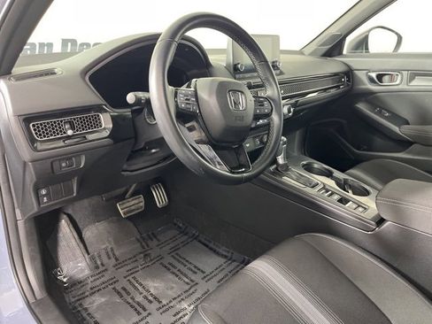 Used 2022 Honda Civic Sport image 2