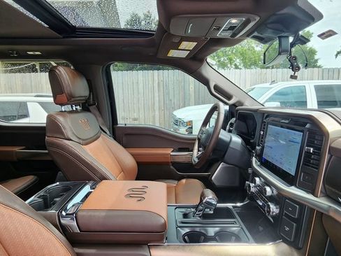 Used 2025 Ford F150 King Ranch w/ FX4 Off-Road Package AWD/4WD image 18
