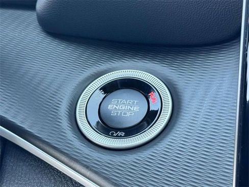 New 2025 Jeep Grand Cherokee Altitude image 7