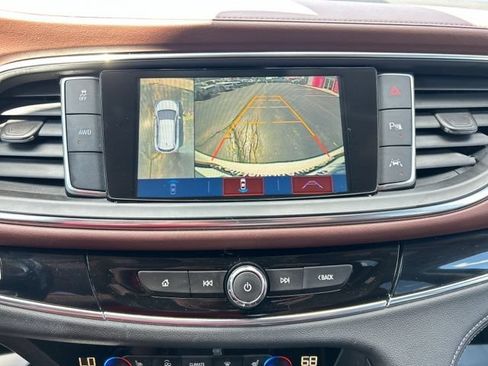 Used 2018 Buick Enclave Avenir AWD/4WD image 58