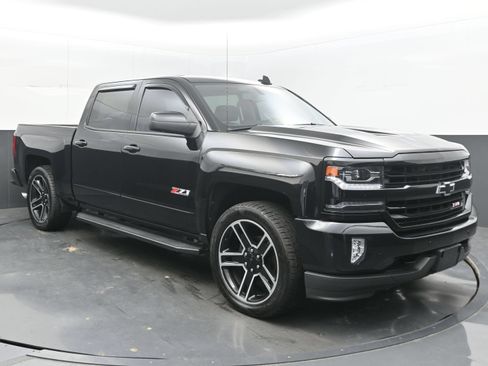 Used 2018 Chevrolet Silverado 1500 LTZ Z71 w/ LTZ Plus Package AWD/4WD image 3