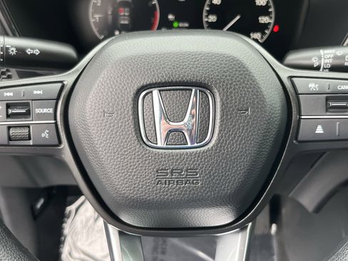 Used 2025 Honda CR-V LX image 18