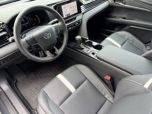 Used 2026 Toyota Camry SE image 10