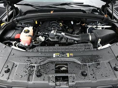 Used 2024 Jeep Grand Cherokee L Laredo image 17