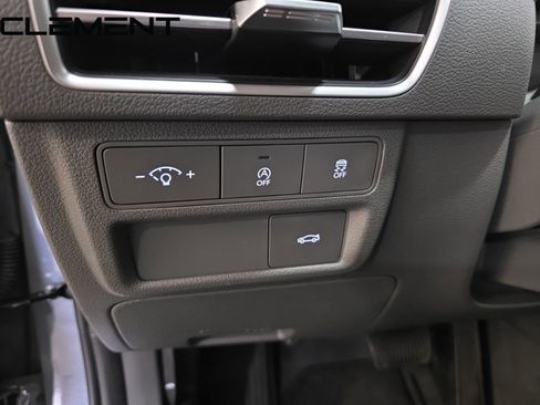 Certified 2025 Hyundai Sonata SE image 12