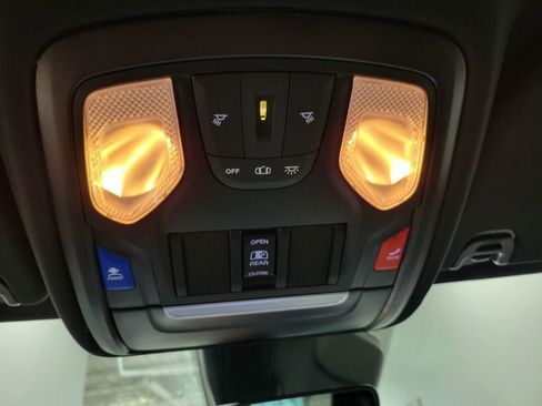 New 2026 RAM 1500 4x4 Crew Cab image 17