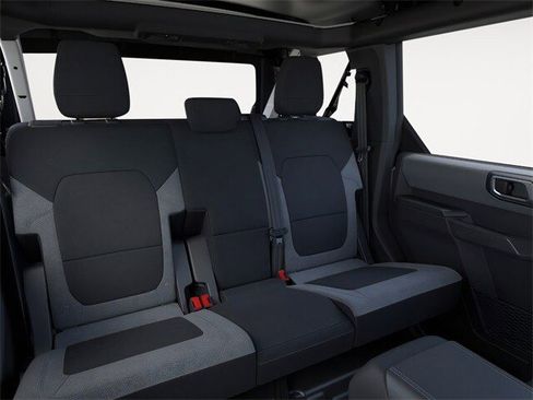 New 2025 Ford Bronco Base image 37