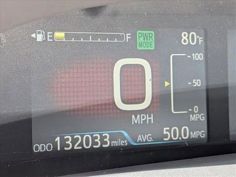 Used 2016 Toyota Prius Four FWD image 5
