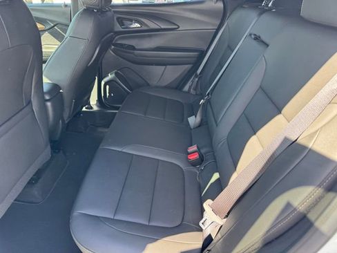 Certified 2023 Chevrolet TrailBlazer ACTIV w/ Convenience Package image 12