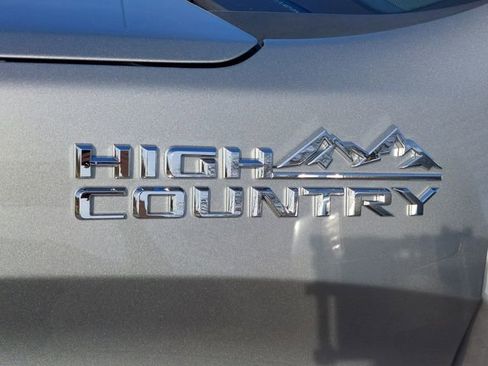 Used 2023 Chevrolet Silverado 1500 High Country w/ Technology Package image 36