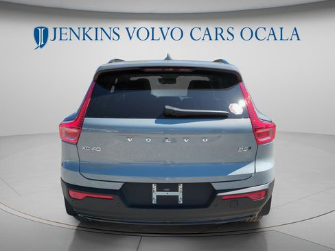 New 2026 Volvo XC40 B5 Ultra AWD/4WD image 4