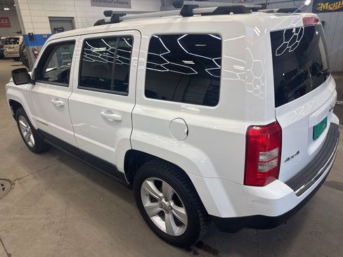 Used 2011 Jeep Patriot Latitude w/ Sun/Sound Group AWD/4WD image 7