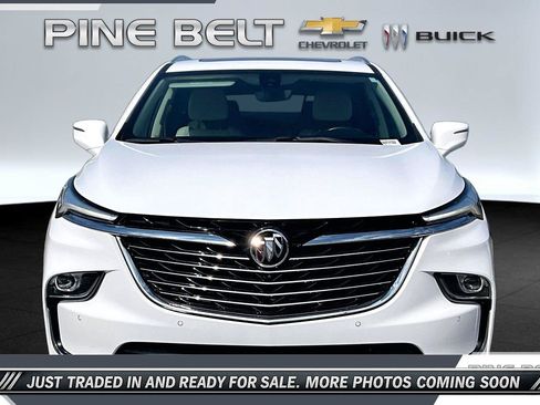 Used 2022 Buick Enclave Premium w/ Experience Buick Package FWD image 3