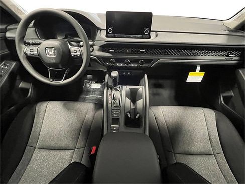 New 2025 Honda Accord SE image 17