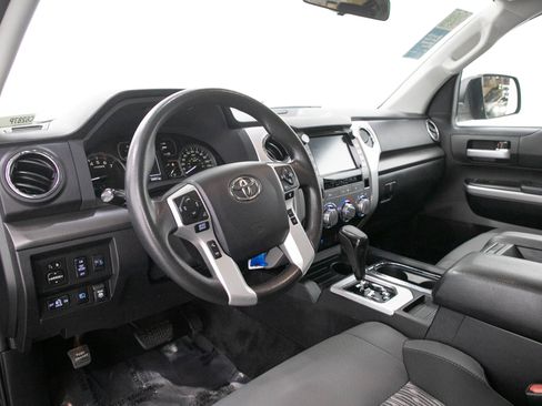 Used 2020 Toyota Tundra SR5 AWD/4WD image 25