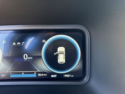 Certified 2023 Hyundai Kona Limited image 10