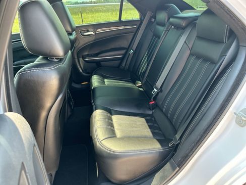 Used 2023 Chrysler 300 S image 23