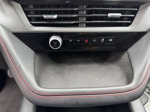 Used 2025 Ford Explorer ST-Line RWD image 4