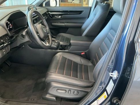 Used 2023 Honda CR-V Sport Touring image 4