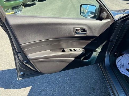 Used 2013 Acura ILX Hybrid w/ Technology Package image 19