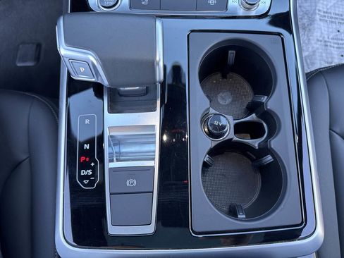 Used 2025 Audi Q7 3.0T Premium Plus image 39