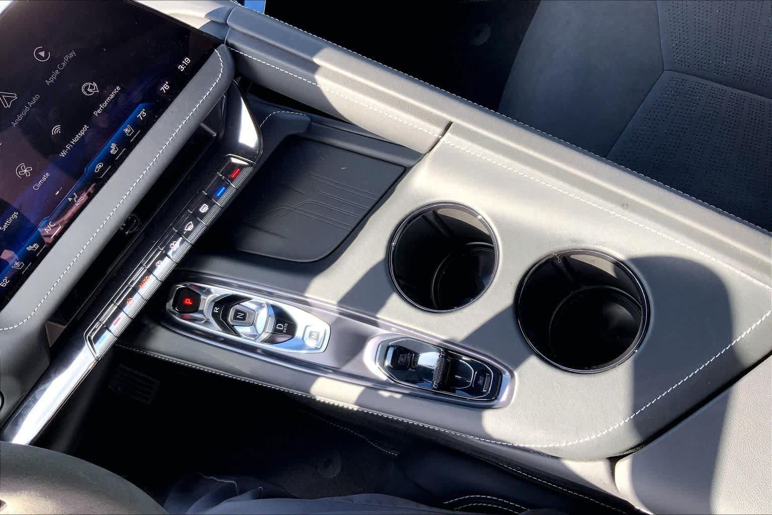 Used 2026 Chevrolet Corvette Z06 RWD image 16