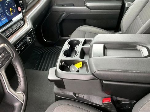 Used 2025 Chevrolet Silverado 1500 LT image 19