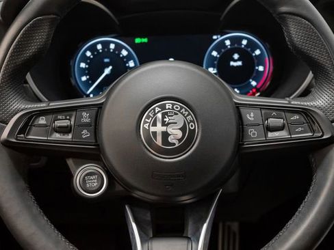 Used 2024 Alfa Romeo Stelvio Ti AWD/4WD image 12