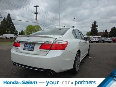 Used 2014 Honda Accord Sport image 4